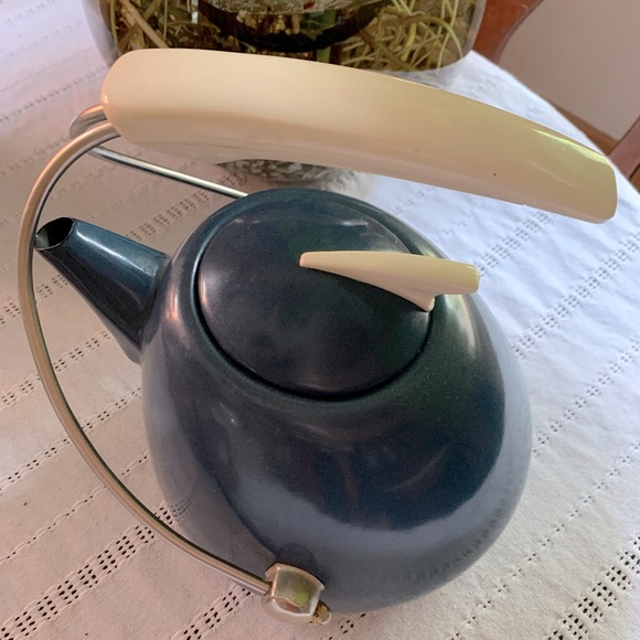 Noritake Colorwave Blue Teapot - Picture 5 of 8